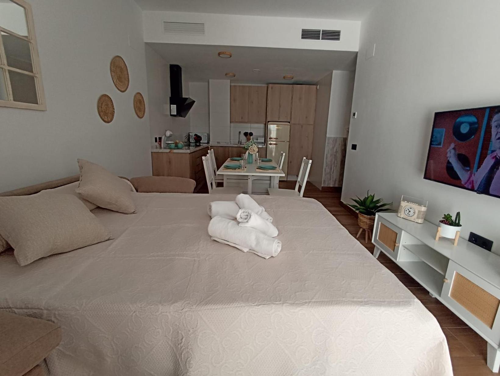 Apartamento Nuevo Centrico Con Aparcamiento Privado Incluido Алькала-де-Гуадаїра Екстер'єр фото