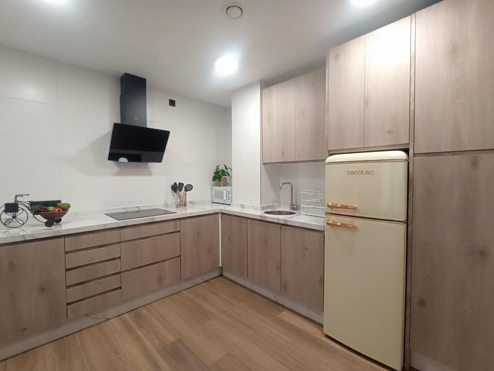 Apartamento Nuevo Centrico Con Aparcamiento Privado Incluido Алькала-де-Гуадаїра Екстер'єр фото